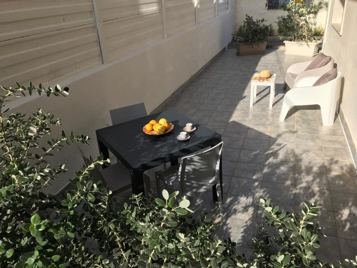 Scogliera Apartments アヴォラ エクステリア 写真